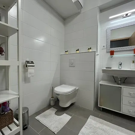 Διαμέρισμα Cosy With Views